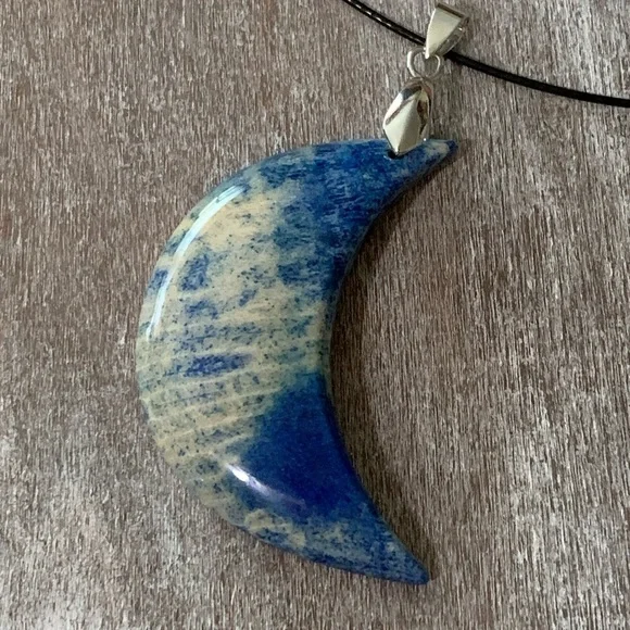 Blue Chrysanthemum Coral Fossil Half-Moon Pendant Necklace – One of a Kind - Picture 4 of 7